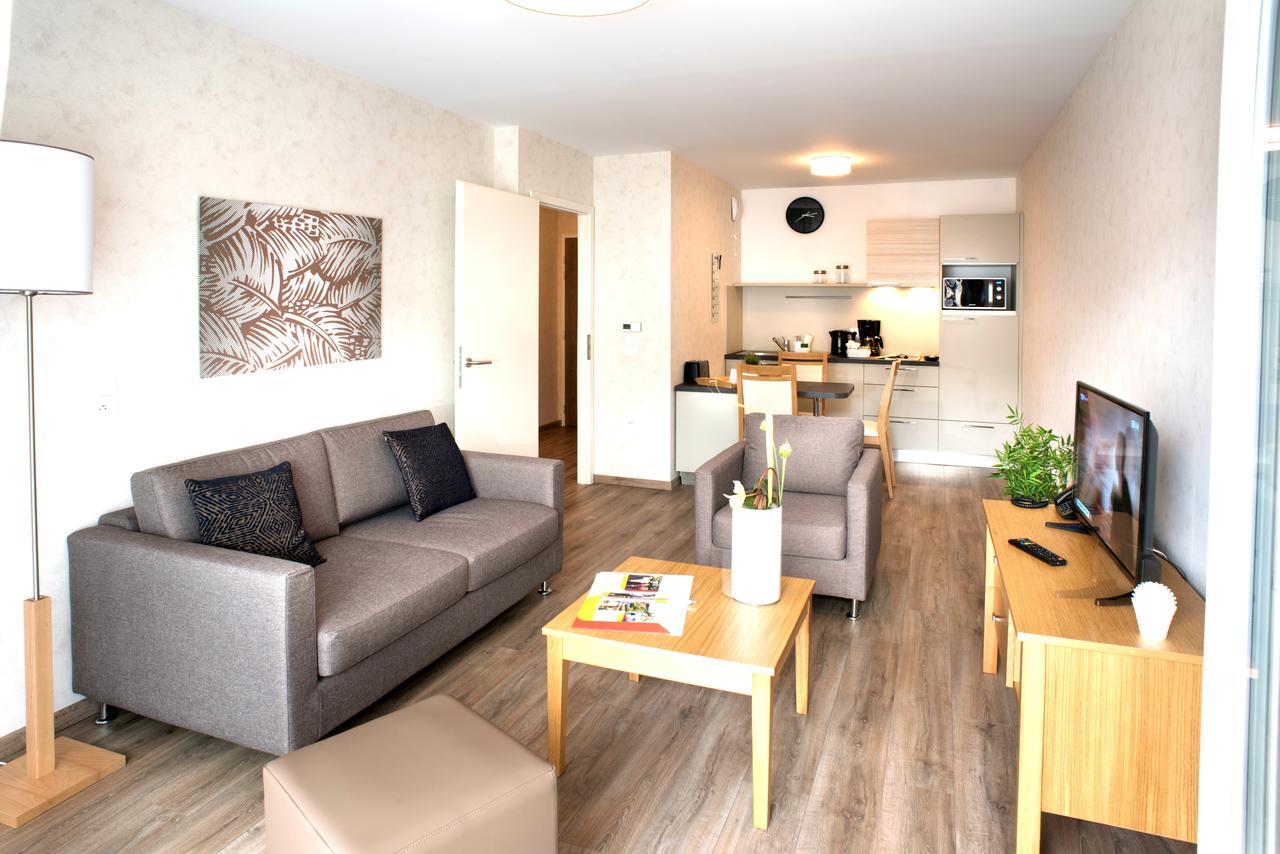 Domitys Le Pavillon De Diane Aparthotel Thionville Buitenkant foto